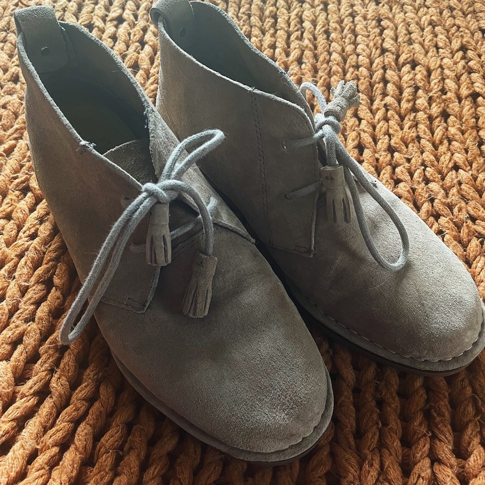 Suede Hush Puppies Cyra Catelyn Chukka boots